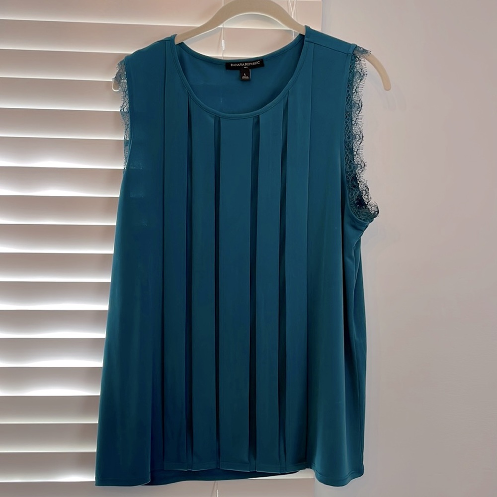 Blue tank top